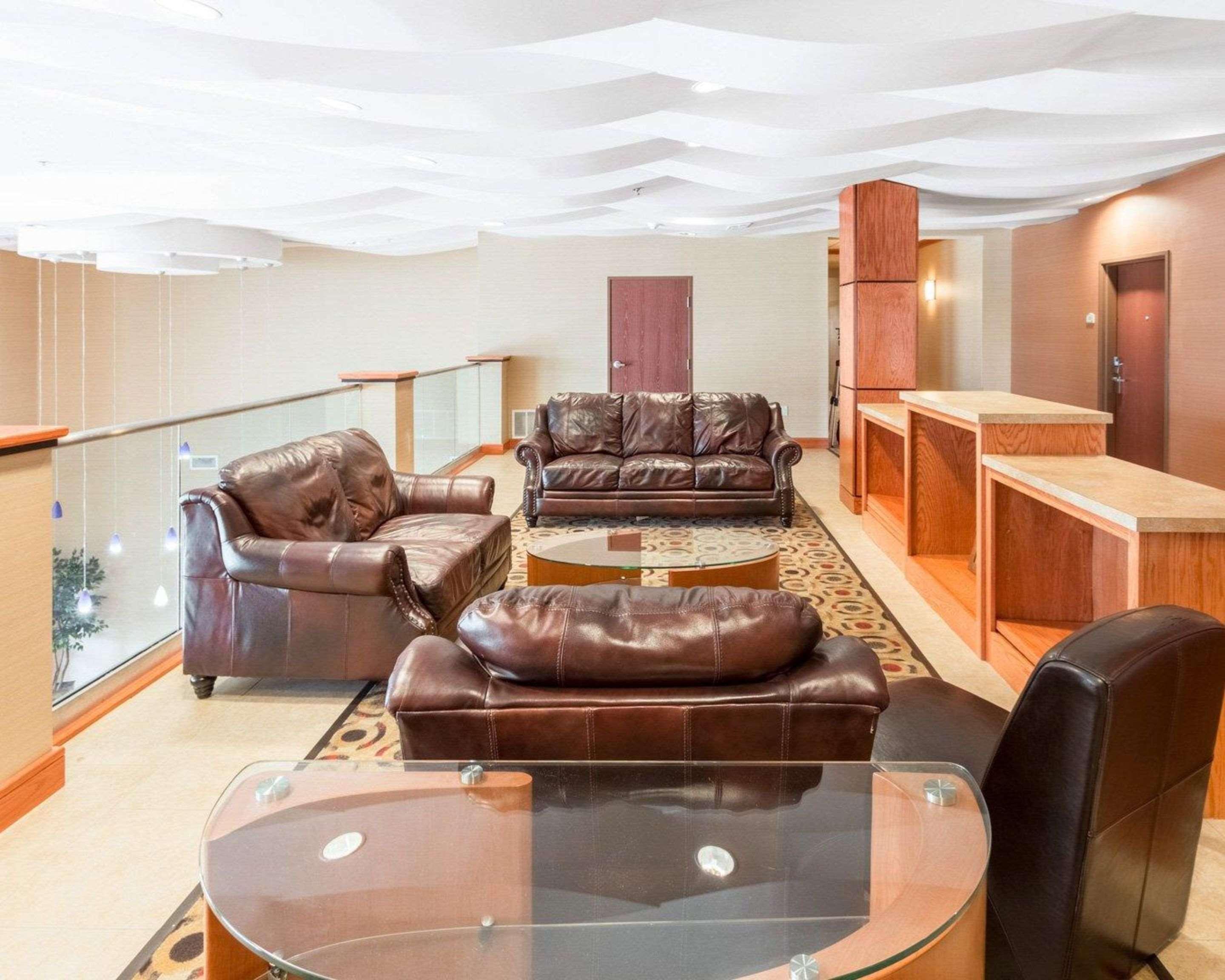 Comfort Hotel 3*