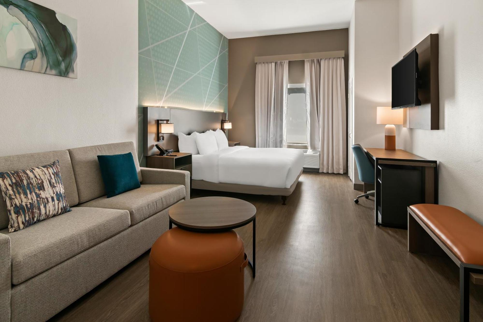 Comfort Hotel 3*